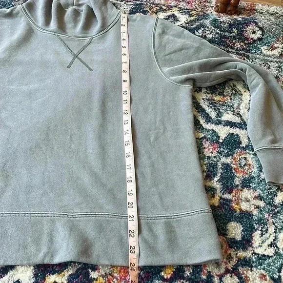 Madewell garment dyed funnel neck grey sweatshirt F9722 size M - Picture 10 of 10